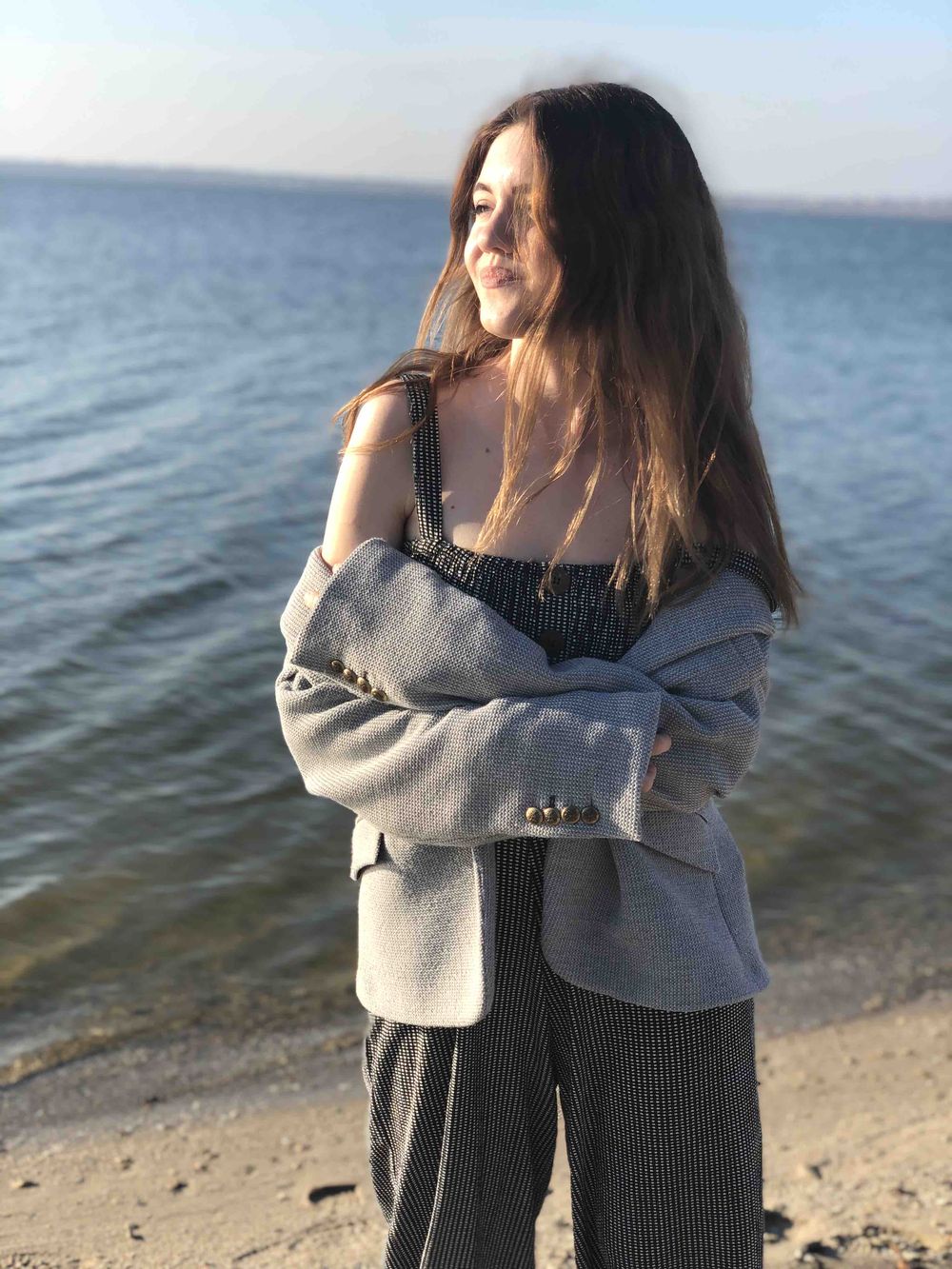 AllieLuna из г.%city% (Украина), 30 лет, шатенка, голубые глаза